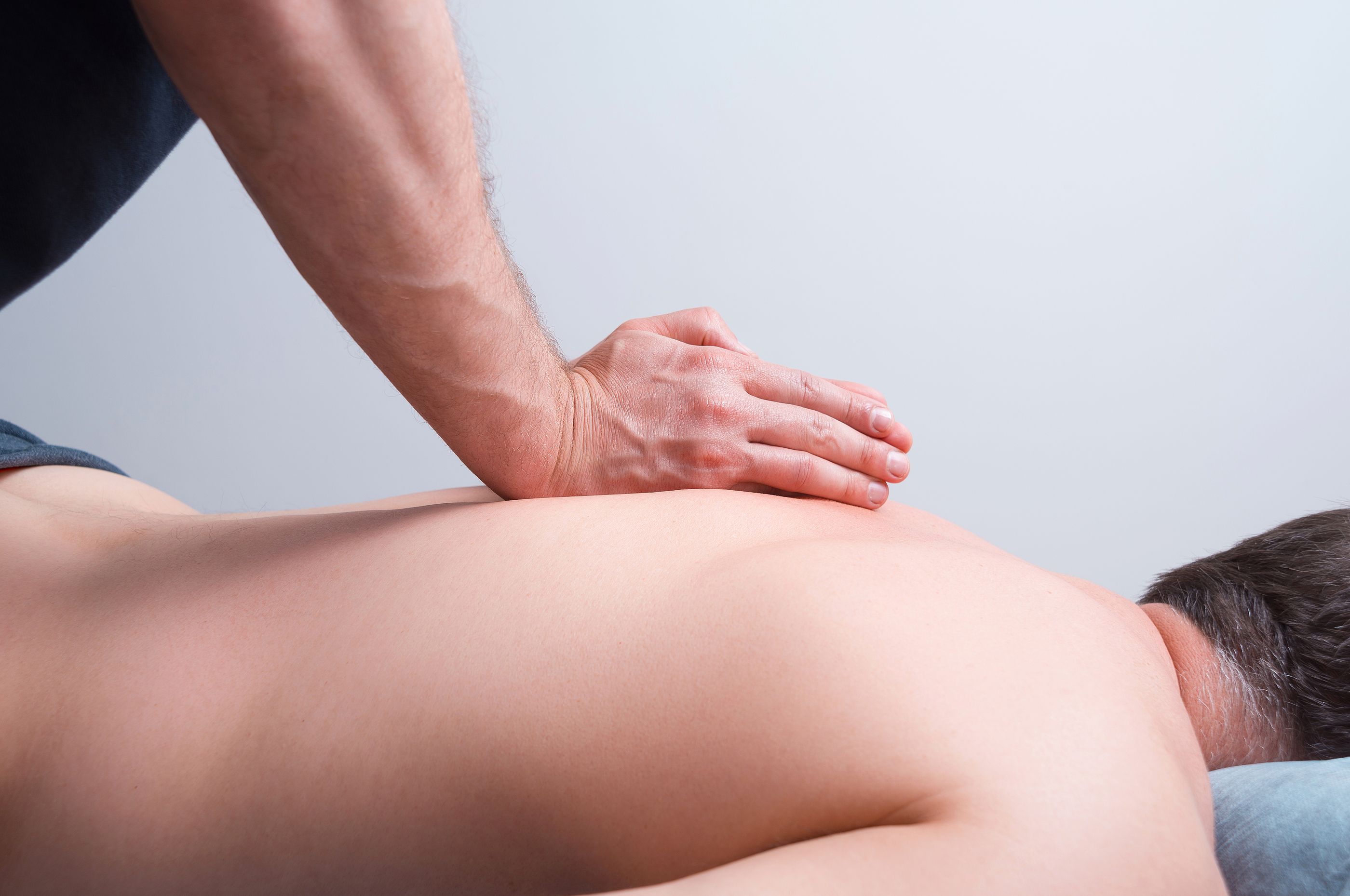 Hierontaa yläselän kiputiloihin Vantaalla Fysioterapia Kropassa.